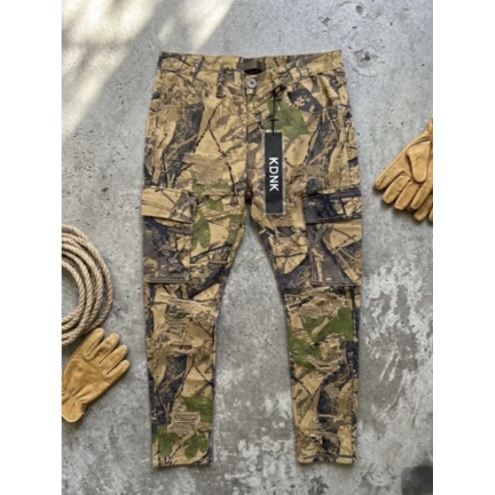 KDNK Mens Forest Camo Brown Pants 32/31.5 Skinny Ripped Patches Outdoor Jeans - Picture 11 of 16
